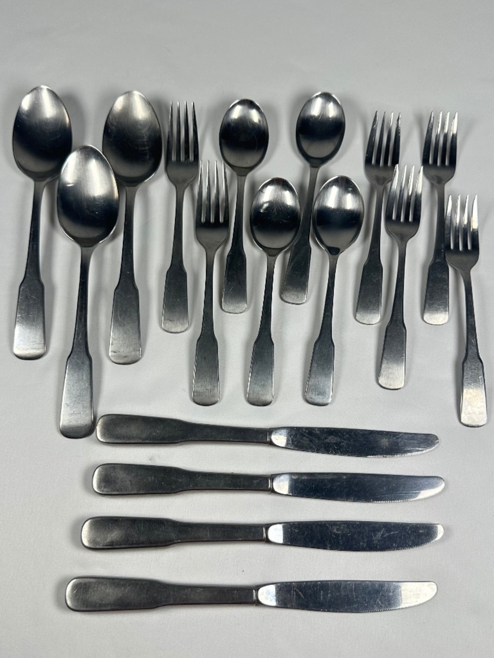 Liberty Pattern MCM International Stainless Deluxe Vintage 17-Piece Discontinued